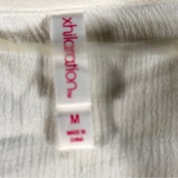 Xhilaration women’s White front tie bell sleeve Cardigan. Size medium - Picture 2 of 7